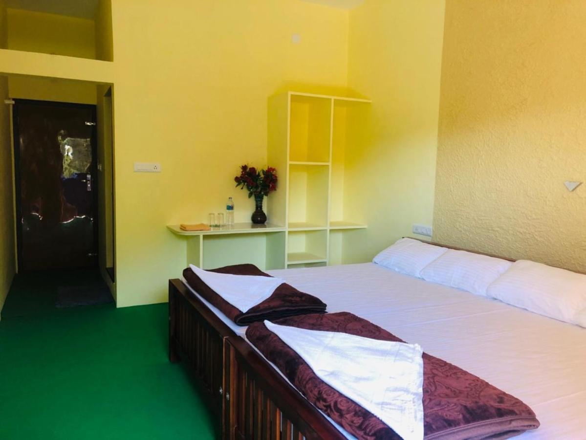 Riverbench Homestay Munnar Anaviratty Exterior foto